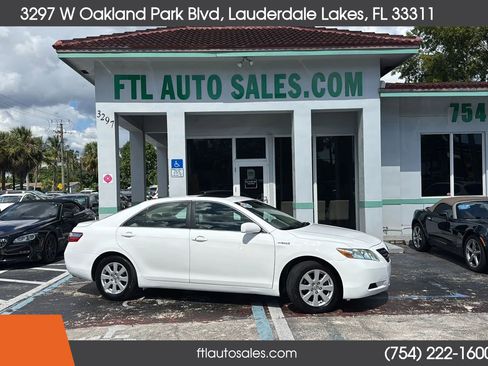 Used 2009 Toyota Camry Hybrid image 1