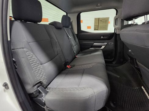 Used 2022 Toyota Tundra SR5 w/ SR5 Convenience Package image 13
