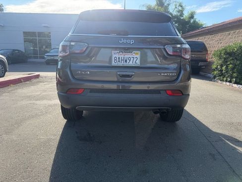 Used 2018 Jeep Compass Limited w/ Navigation Group AWD/4WD image 13