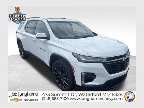 Used 2023 Chevrolet Traverse RS w/ LPO, Floor Liner Package AWD/4WD image 1