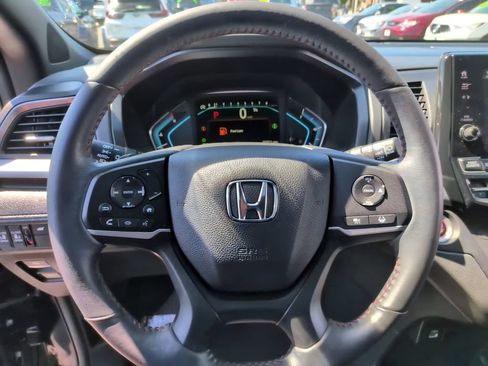 Used 2024 Honda Odyssey Sport image 23