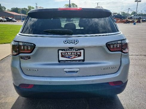Used 2025 Jeep Compass Limited AWD/4WD image 13