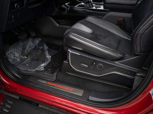 Used 2024 Ford F150 Raptor image 35