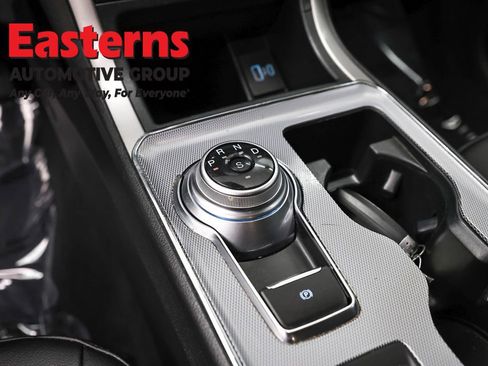 Used 2021 Ford Edge SEL AWD/4WD image 12