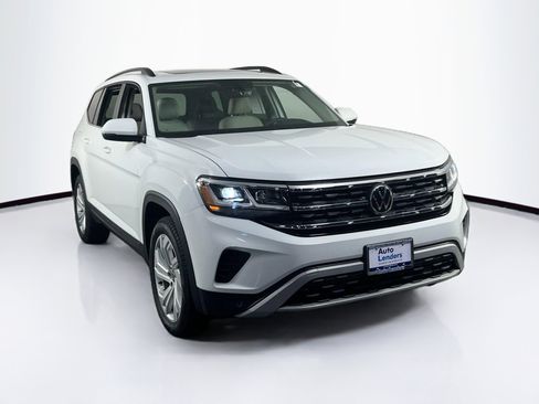 Used 2022 Volkswagen Atlas SE image 3