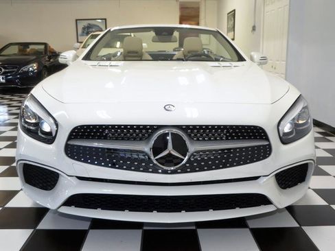 Used 2017 Mercedes-Benz SL 450 w/ Premium I Package image 4