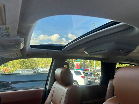 Used 2013 Toyota Sequoia Platinum image 11