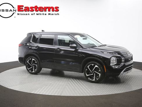 Used 2024 Mitsubishi Outlander AWD image 47