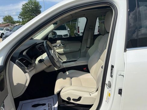 Used 2023 Volvo XC90 B6 Ultimate AWD/4WD image 11