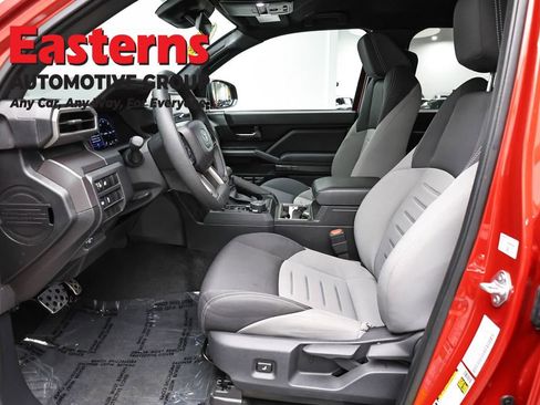 Used 2025 Toyota Tacoma TRD Sport image 14