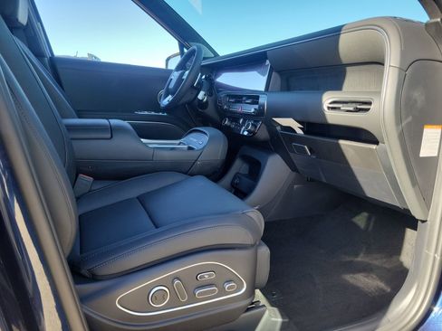 New 2026 Hyundai Palisade Calligraphy FWD image 16