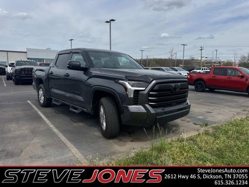 Used 2025 Toyota Tundra SR5 w/ SR5 Convenience Package image 1