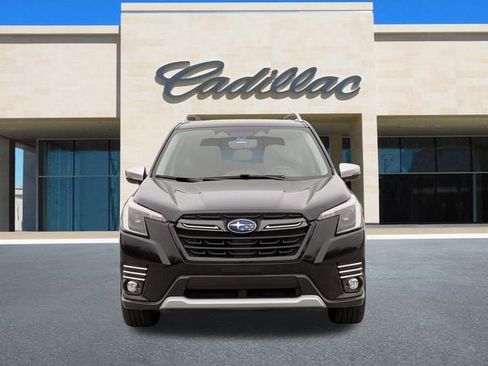 Used 2022 Subaru Forester Touring image 9