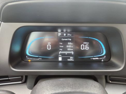 Used 2025 Hyundai Elantra Sport FWD image 13