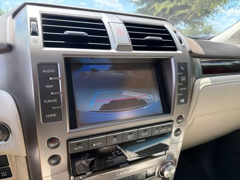 Used 2017 Lexus GX 460 Premium AWD/4WD image 28