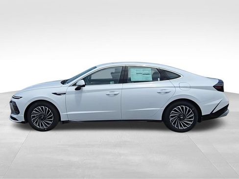 New 2025 Hyundai Sonata SEL FWD image 5