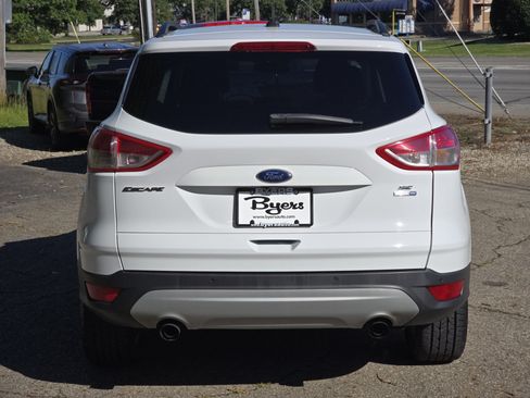 Used 2016 Ford Escape SE w/ SE Leather Comfort Package AWD/4WD image 6
