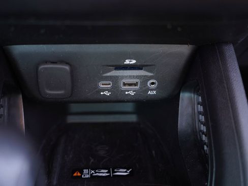 Used 2021 Chevrolet TrailBlazer ACTIV w/ Sun and Liftgate Package image 27