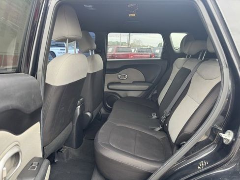 Used 2018 Kia Soul image 10