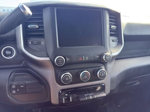 Used 2022 RAM 3500 Big Horn image 16