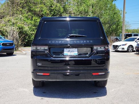 Certified 2025 Jeep Grand Wagoneer Series II Obsidian w/ Quick Order Packagew 28T AWD/4WD image 5