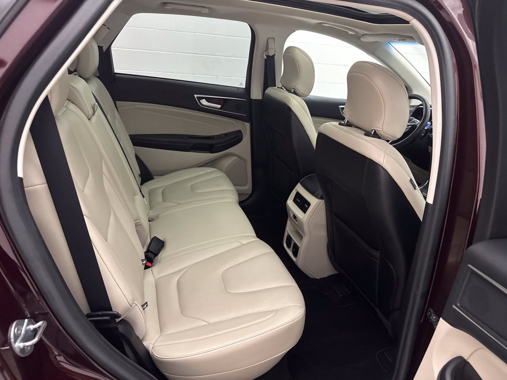 Used 2019 Ford Edge Titanium w/ Equipment Group 301A AWD/4WD image 52