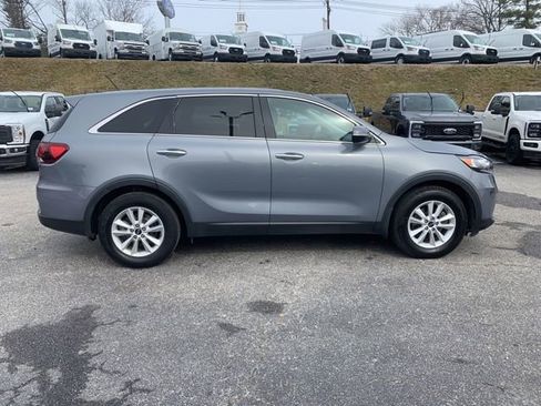 Used 2020 Kia Sorento L image 11