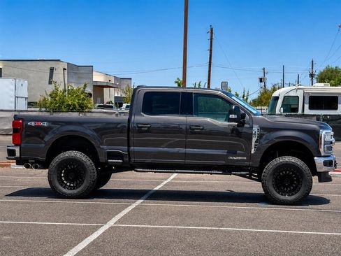 Used 2025 Ford F350 Lariat AWD/4WD image 3