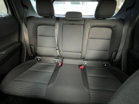 Used 2025 Chevrolet Equinox LT image 38