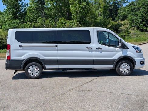 Used 2023 Ford Transit 350 XLT RWD image 15