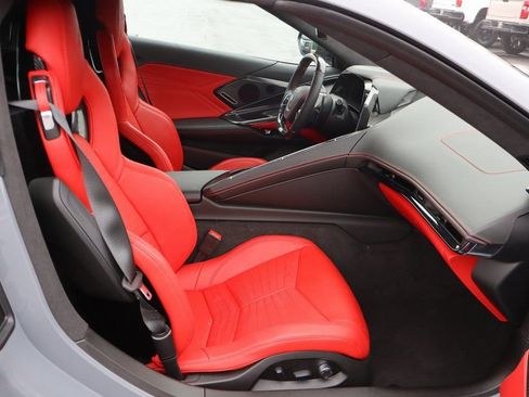 Used 2025 Chevrolet Corvette Z06 w/ Z07 Performance Package image 26