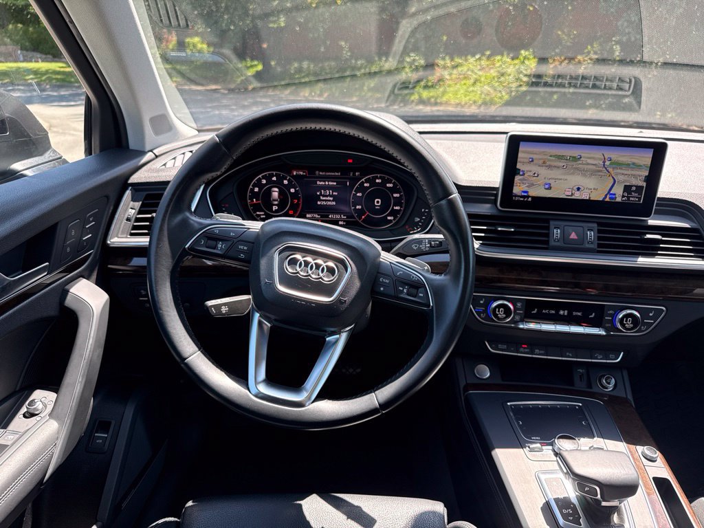 Used 2019 Audi Q5 Premium w/ Premium Plus Package AWD/4WD image 17