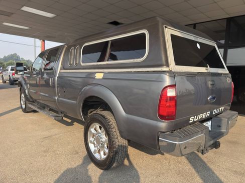 Used 2011 Ford F350 Lariat w/ Lariat Ultimate Pkg AWD/4WD image 6