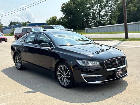 Used 2018 Lincoln MKZ Select w/ Select Plus Package AWD/4WD image 19