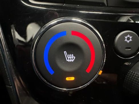 Used 2017 Chevrolet Trax Premier image 22