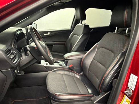 Used 2023 Ford Escape ST-Line w/ Tech Pack #1 AWD/4WD image 25