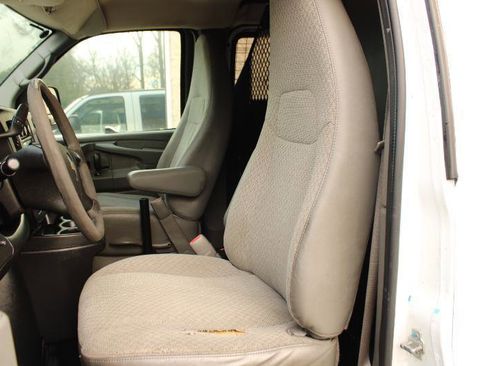 Used 2011 Chevrolet Express 2500 w/ Power Package RWD image 11