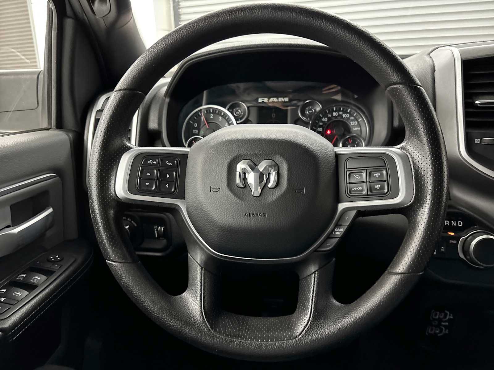 Used 2022 RAM 2500 Big Horn AWD/4WD image 11