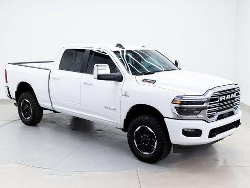 Used 2026 RAM 2500 Laramie AWD/4WD image 64