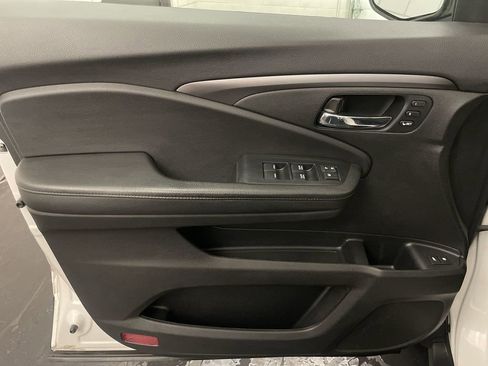Used 2022 Honda Pilot EX-L image 16