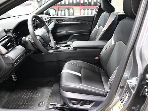 New 2026 Toyota Camry SE image 10