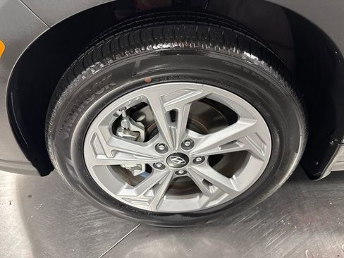 Used 2023 Hyundai Kona SEL w/ Convenience Package image 11