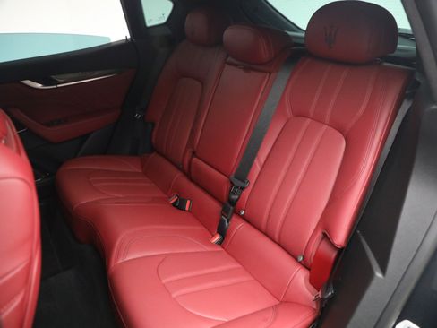 Certified 2022 Maserati Levante Modena AWD/4WD image 21