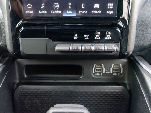 Used 2023 RAM 1500 Big Horn AWD/4WD image 20