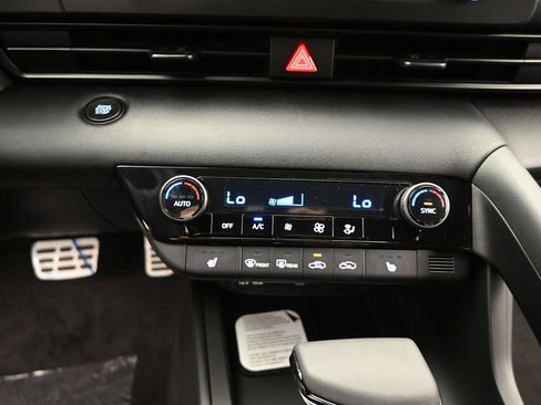 New 2026 Hyundai Elantra SEL Sport FWD image 22