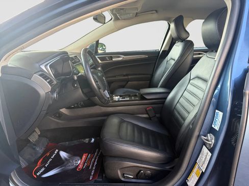 Used 2018 Ford Fusion Energi SE FWD image 12