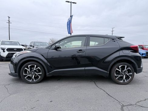 Used 2019 Toyota C-HR Limited image 4