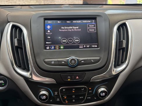 Used 2024 Chevrolet Equinox LT FWD image 19