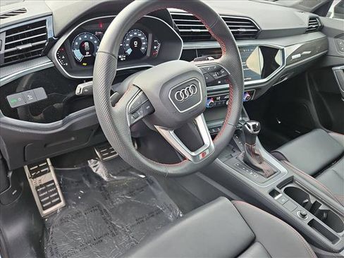 Used 2025 Audi Q3 2.0T Premium Plus w/ Premium Plus Package image 10