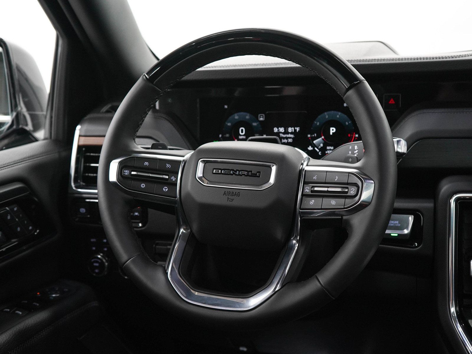Used 2026 GMC Yukon Denali w/ Denali Reserve Package AWD/4WD image 20